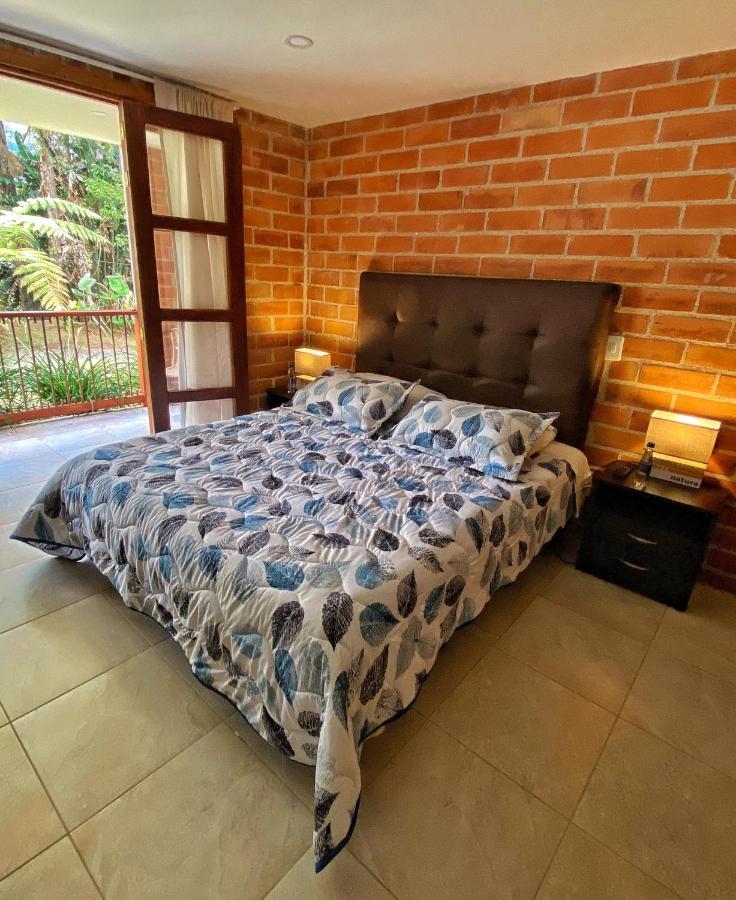 Finca Turistica De Alojamiento Rural Avalon Jardin Ngoại thất bức ảnh