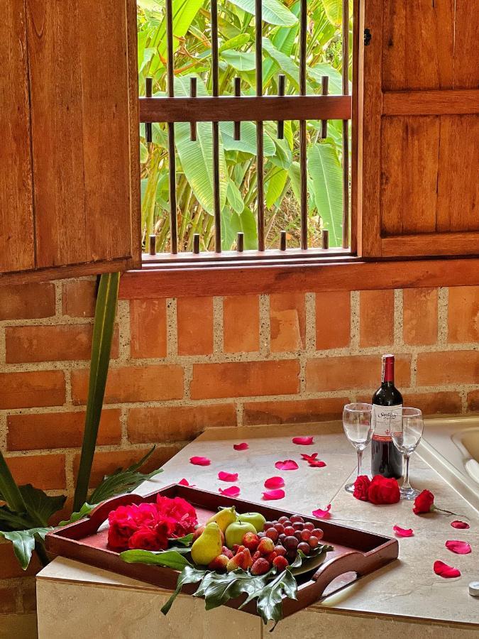 Finca Turistica De Alojamiento Rural Avalon Jardin Ngoại thất bức ảnh