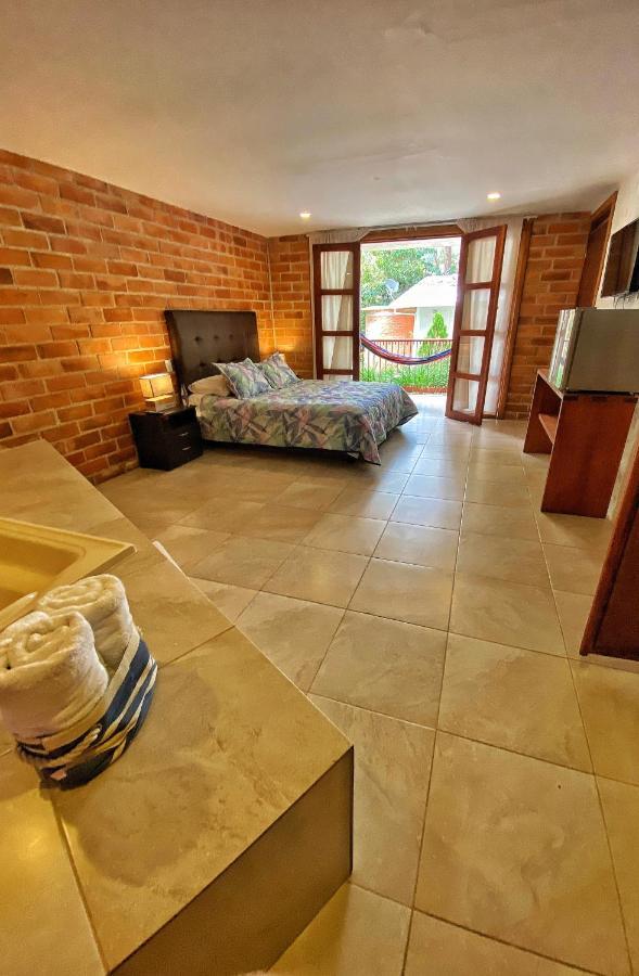 Finca Turistica De Alojamiento Rural Avalon Jardin Ngoại thất bức ảnh